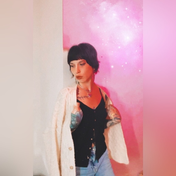 Meet your Posher, Uriel - Picture 3 of 5